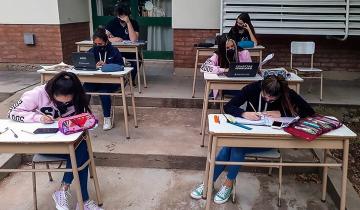 Imagen de Educación: confirmaron que desde el 1 de septiembre habrá “presencialidad plena” en las escuelas